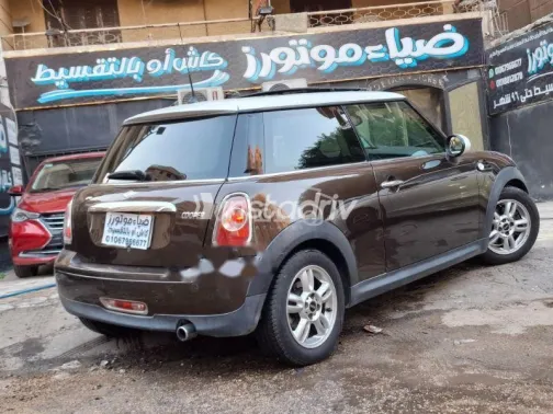 Mini Cooper 2011 Brown Used for Sale - 4