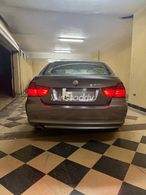 بي ام دبليو 316 2009 أبيض مستعملة للبيع - 4