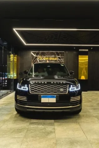 Land Rover Range Rover Vogue 2021 Black Used for Sale