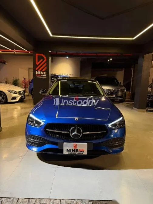 Mercedes C 200 2018 Dark Blue Used for Sale - 2