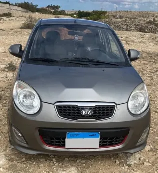 كيا بيكانتو 2010 فضي مستعملة للبيع