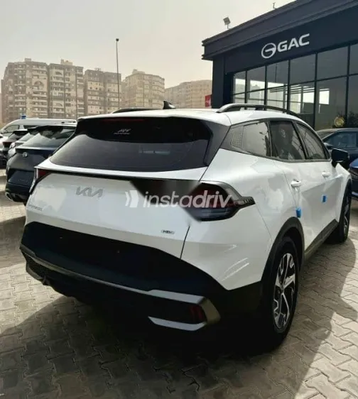 كيا سبورتاج 2023 أبيض جديدة للبيع - 2