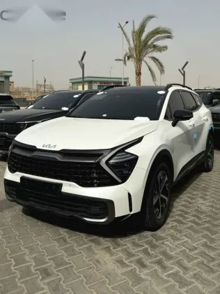 كيا سبورتاج 2023 أبيض جديدة للبيع