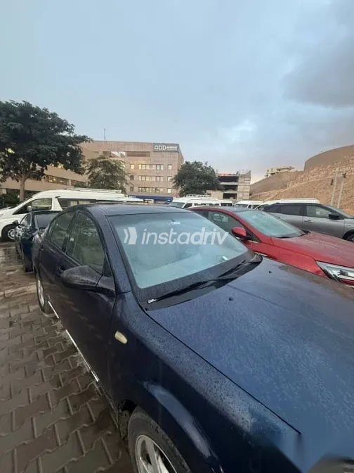 اسبيرانزا A516 2008 أزرق غامق مستعملة للبيع - 1