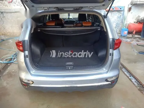 كيا سبورتاج 2019 فضي مستعملة للبيع - 6