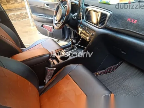 كيا سبورتاج 2019 فضي مستعملة للبيع - 7