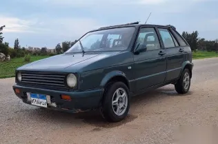 سيات ابيزا 1992 أزرق غامق مستعملة للبيع