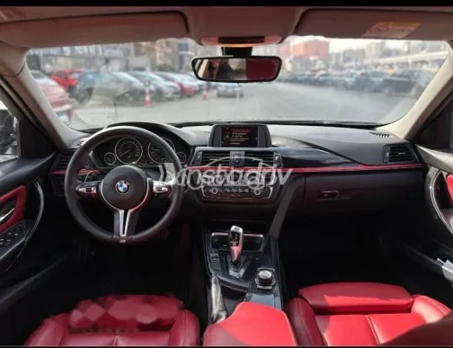 بي ام دبليو 318 2015 أسود مستعملة للبيع - 3