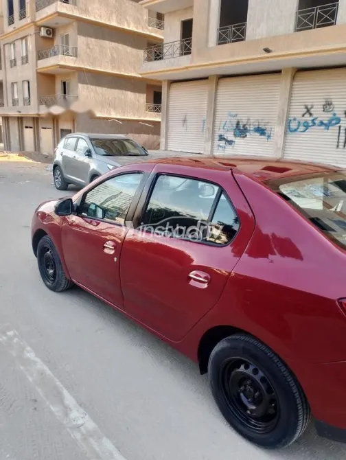 رينو لوجان 2016 أحمر مستعملة للبيع - 2