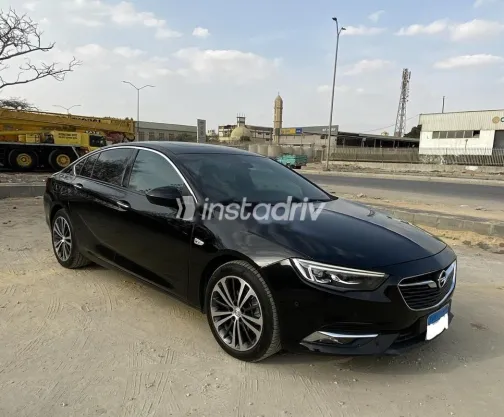 اوبل أنسيجنيا 2019 أبيض مستعملة للبيع - 1