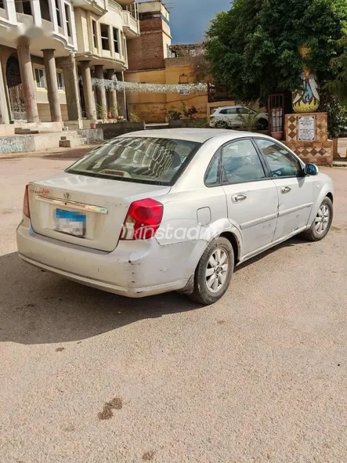 دايو لاستى 2005 فضي مستعملة للبيع - 2