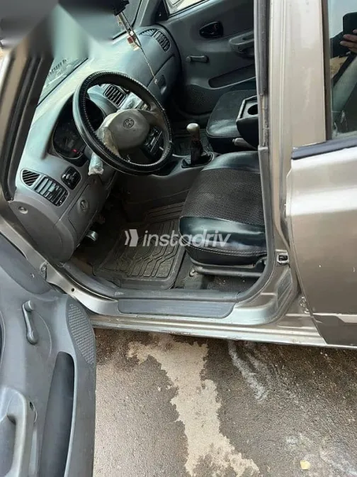 Hyundai Verna 2009 Silver Used for Sale - 8