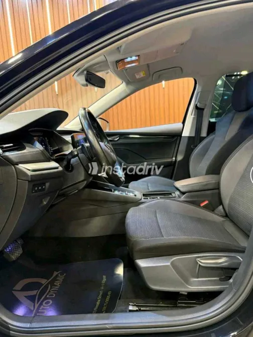 Skoda Octavia 2022 White Used for Sale - 8