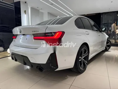 بي ام دبليو 320 2026 أبيض مستعملة للبيع - 4