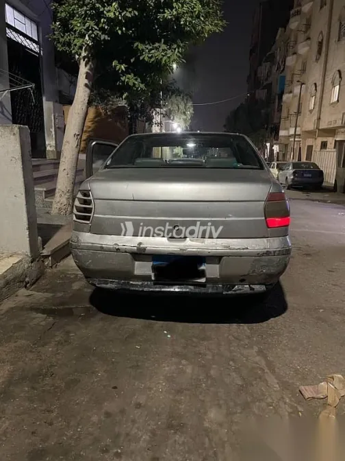 فيات سينا 2002 فضي مستعملة للبيع - 2