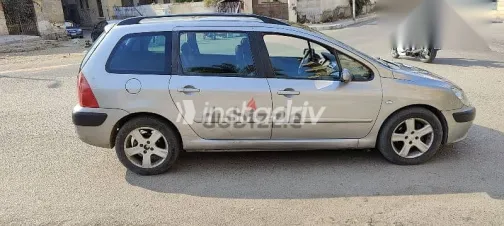 Peugeot 307 2004 Silver Used for Sale - 4