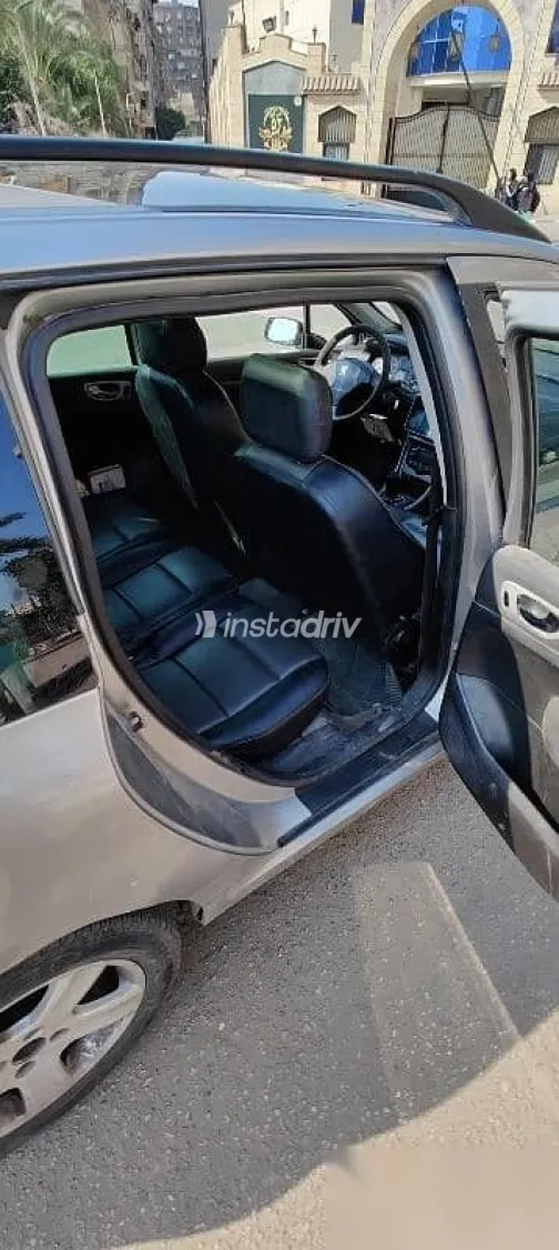 Peugeot 307 2004 Silver Used for Sale - 8