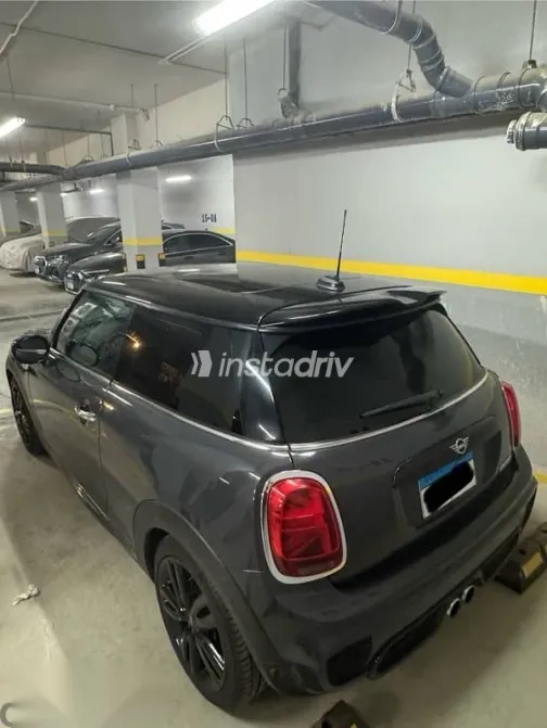 مينى كوبر 2021 رمادي مستعملة للبيع - 4