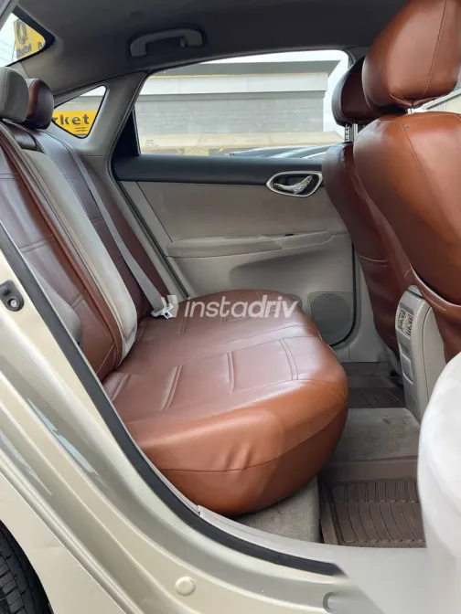 Nissan Sentra 2016 Gold Used for Sale - 8