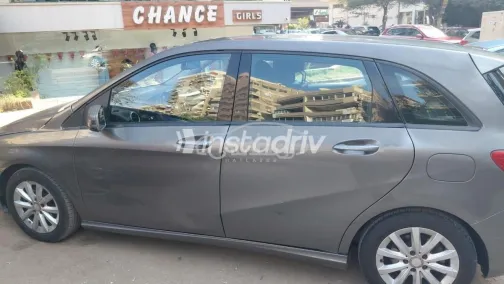 Mercedes B 180 2015 White Used for Sale - 4