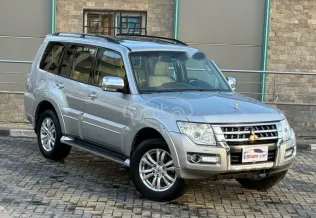 Mitsubishi Pajero 2018 Silver Used for Sale