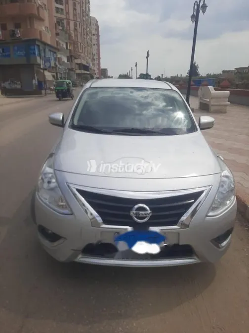 نيسان صنى 2022 أبيض مستعملة للبيع - 1