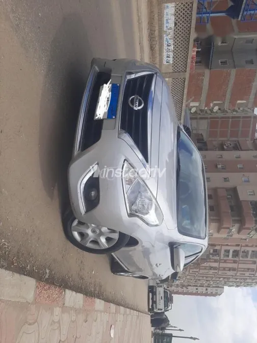 نيسان صنى 2022 أبيض مستعملة للبيع - 2