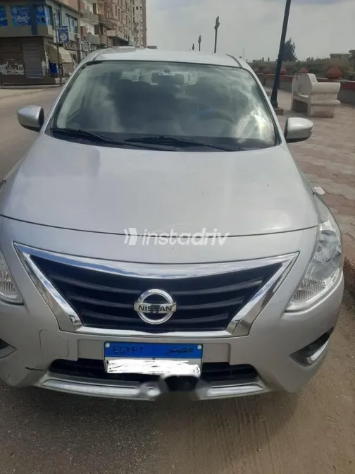 نيسان صنى 2022 أبيض مستعملة للبيع - 5