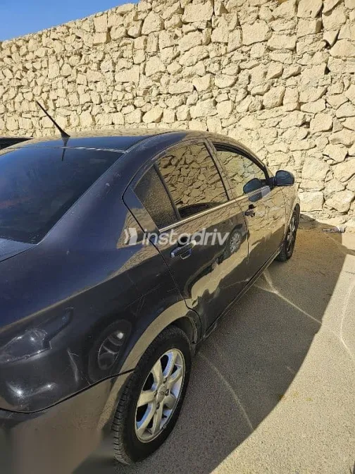 شيرى انفى 2017 رمادي مستعملة للبيع - 2