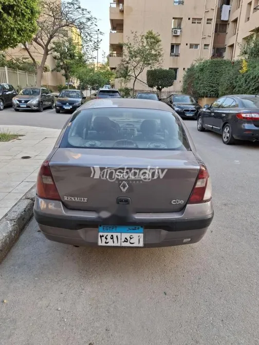 رينو كليو 2001 رمادي مستعملة للبيع - 3