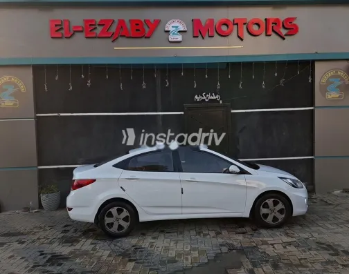 هيونداي اكسنت RB 2012 أبيض مستعملة للبيع - 2