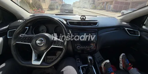 نيسان قشقاي 2018 أبيض مستعملة للبيع - 2