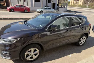 Nissan Qashqai 2018 White Used for Sale