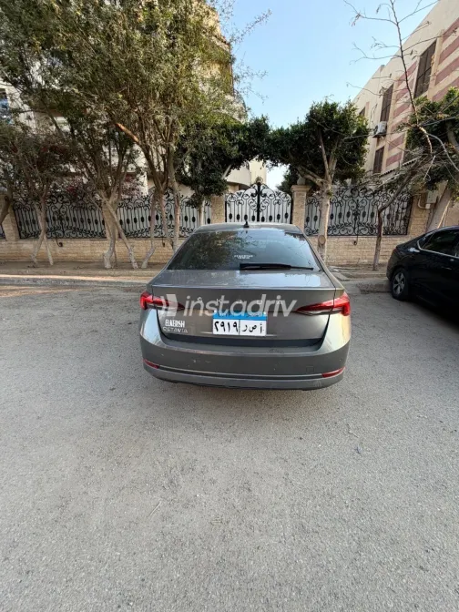 Skoda Octavia 2022 White Used for Sale - 3