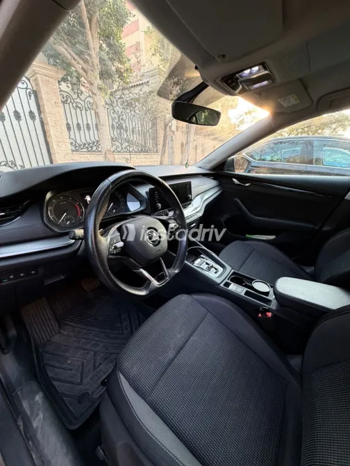 Skoda Octavia 2022 White Used for Sale - 4