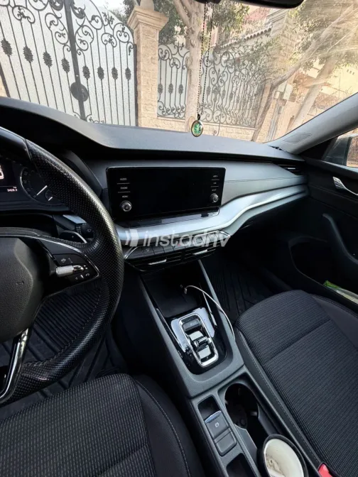 Skoda Octavia 2022 White Used for Sale - 8