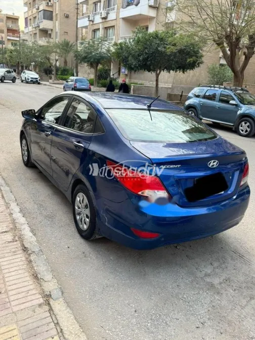 هيونداي اكسنت RB 2017 أزرق مستعملة للبيع - 4