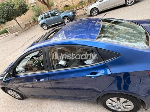 هيونداي اكسنت RB 2017 أزرق مستعملة للبيع - 5