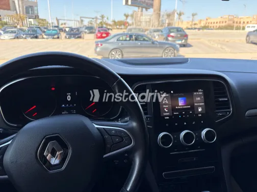 Renault Megane 2022 White Used for Sale - 3