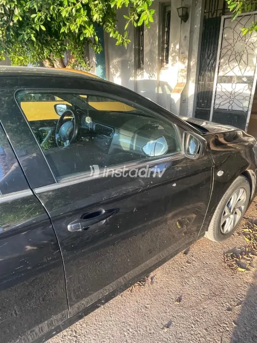 Citroën C Elysee 2016 White Used for Sale - 8