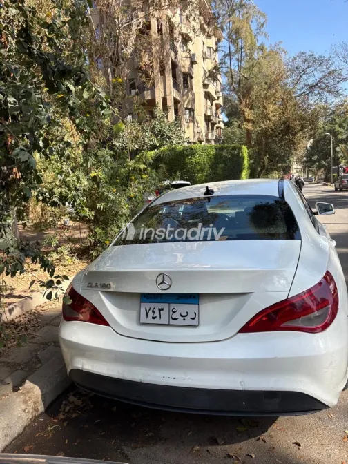 مرسيدس CLA 180 2016 أبيض مستعملة للبيع - 1