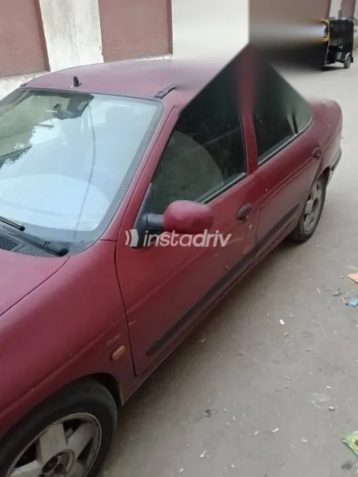 رينو ميجان 2001 نبيتي مستعملة للبيع - 1