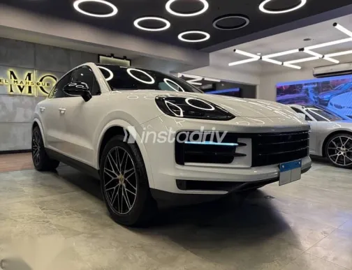 Porsche Cayenne 2024 White Used for Sale - 2