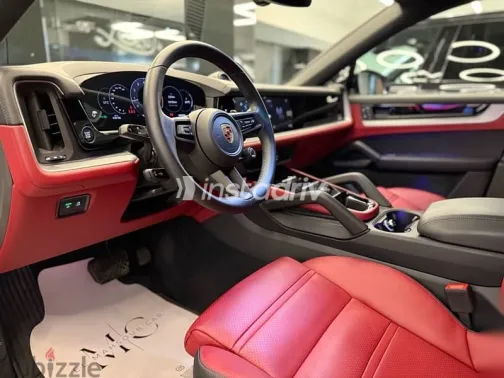 Porsche Cayenne 2024 White Used for Sale - 7