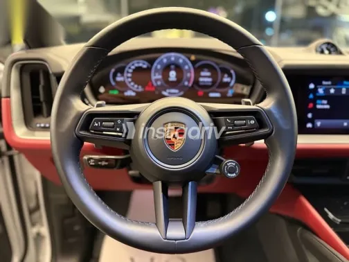 Porsche Cayenne 2024 White Used for Sale - 8