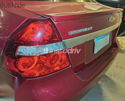 شيفروليه افيو 2020 أحمر مستعملة للبيع - 2