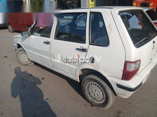 فيات اونو 2006 أبيض مستعملة للبيع - 2