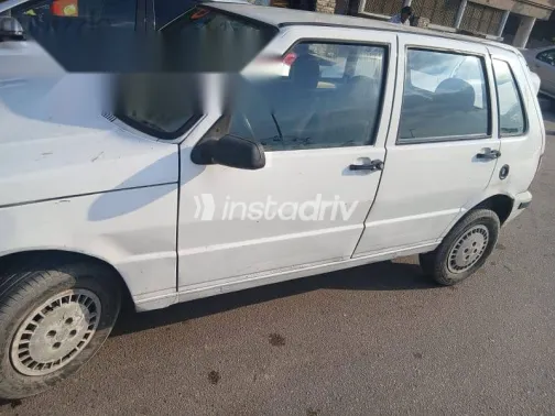 فيات اونو 2006 أبيض مستعملة للبيع - 3