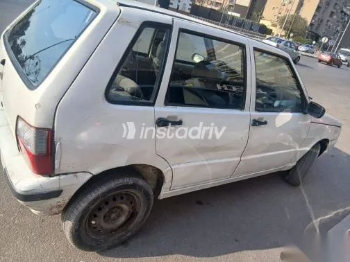 فيات اونو 2006 أبيض مستعملة للبيع - 7