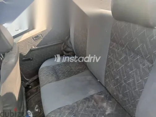 فيات اونو 2006 أبيض مستعملة للبيع - 8